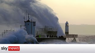 In full Storm Eunice from Newquay [upl. by Schlessel]