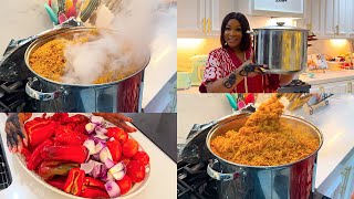 JOLLOF RICE LATEST UPGRADED VERY SMOKEY NIGERIAN PARTY JOLLOF RICE  DIARYOFAKITCHENLOVER [upl. by Aronow712]