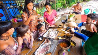 Village Food in AMAZON RAINFOREST  Lemongrass Ants  EXOTIC Energy Drinks  Manaus Brazil [upl. by Mead]