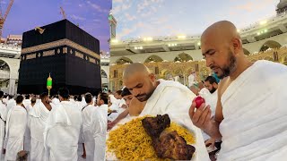 IFTAR in Front of KAABA [upl. by Truscott]