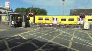 Birkdale Level Crossing [upl. by Alek]