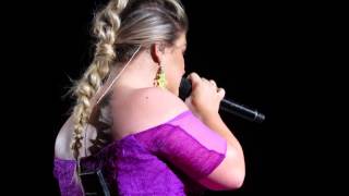 Kelly Clarkson quotPiece By Piecequot Live Hershey PA [upl. by Nohsed]